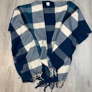 Sonoma Soft Women Poncho Blue And White Checkered Wrap Shawl